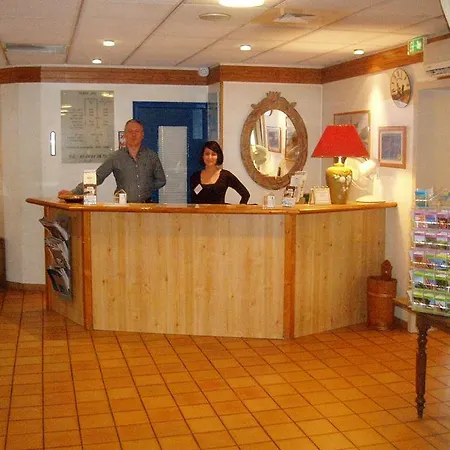 Hotell Green Hotels Poitiers 3*