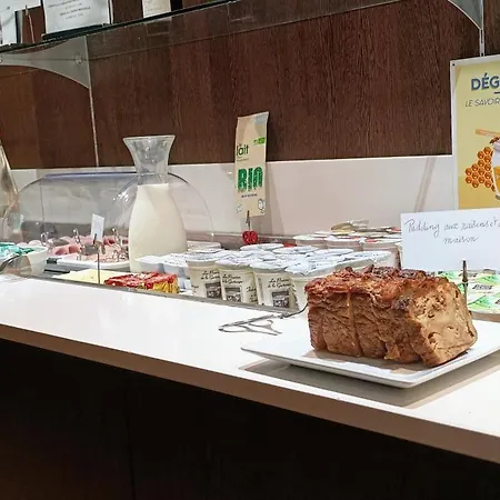 Green Hotels Poitiers Hotell