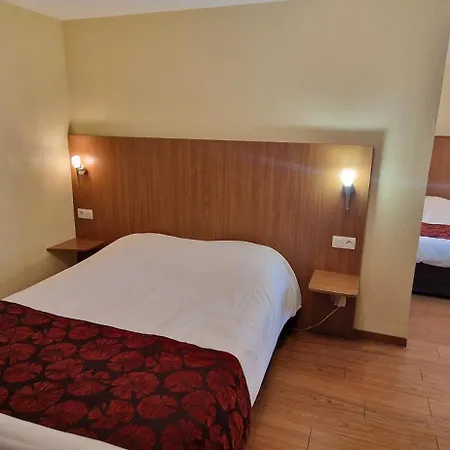 Brit Beaulieu Hotel 3*