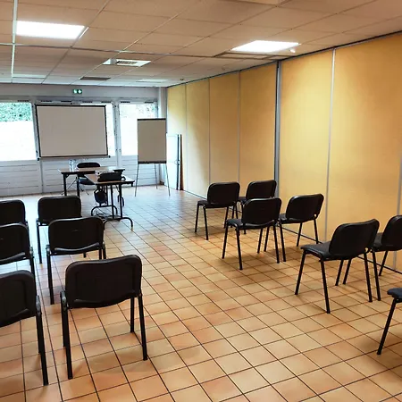 Hotell Green Hotels Poitiers Poitiers