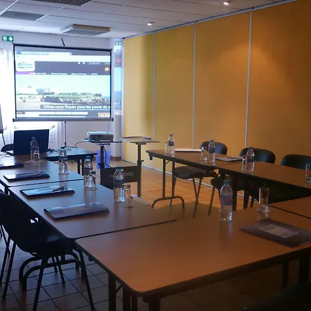 Hotell Green Hotels Poitiers 3*