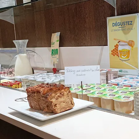 ホテル ブリット ホテル ポワティエ レストラン ボーリュ ポアティエ