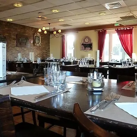 Hotell Green Hotels Poitiers