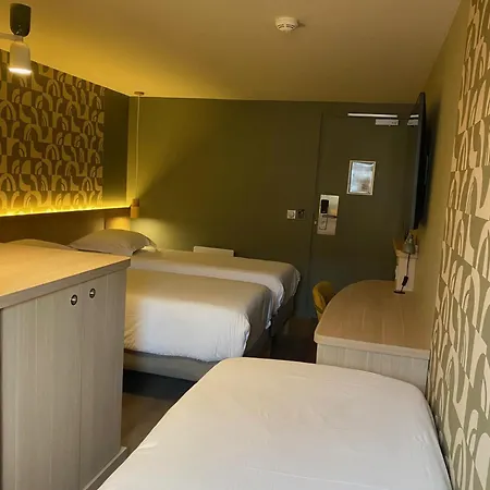 Green Hotels Poitiers Hotel 3*