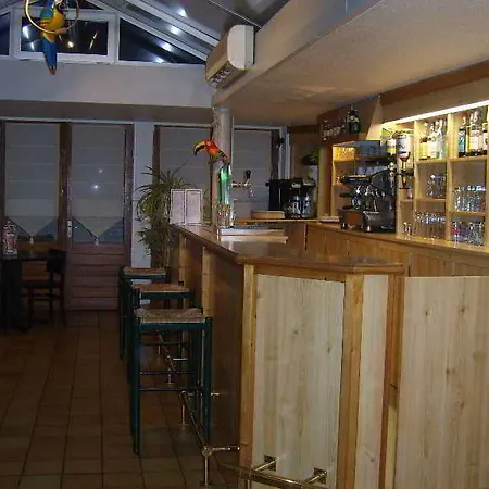 Brit Beaulieu Hotel 3*