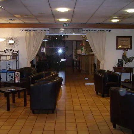 Green Hotels Poitiers Hotell